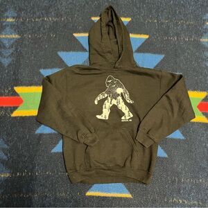 Gildan Heavy Blend Vashon Island Washington Sasquatch Hooded Sweatshirt (S)